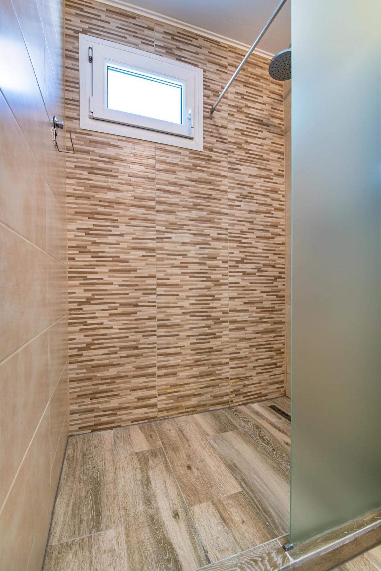 Springhome - Cozy Apartment With Balcony & Parking Braşov Eksteriør bilde