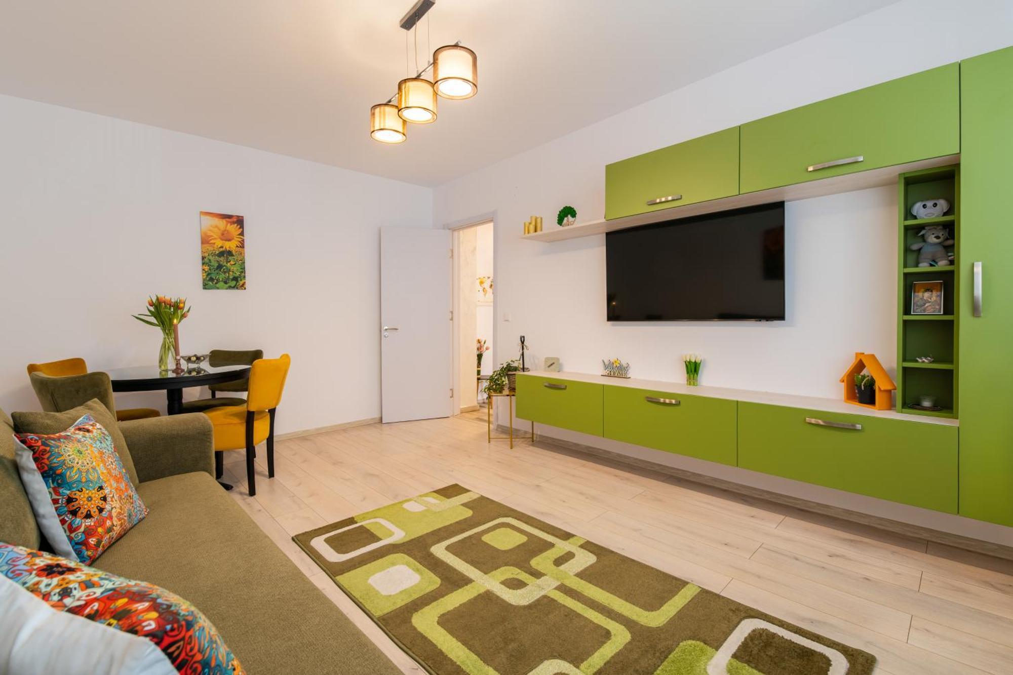 Springhome - Cozy Apartment With Balcony & Parking Braşov Eksteriør bilde